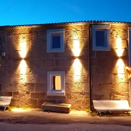 Duplex En Ribeira Sacra Apartmán